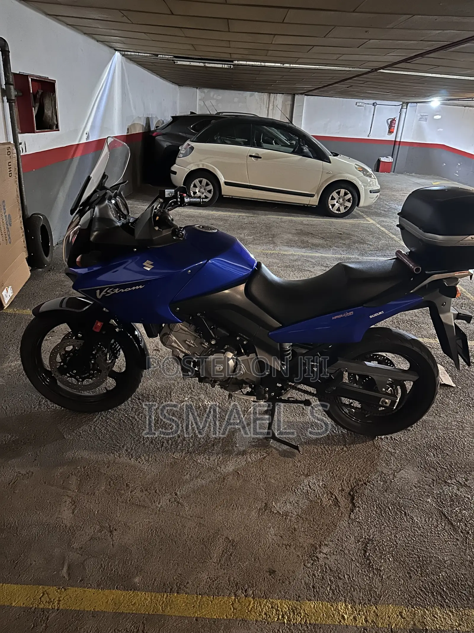 Suzuki V-Strom 2010 Blue