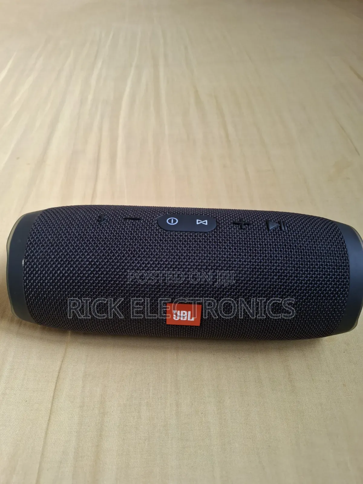 JBL Charge 3
