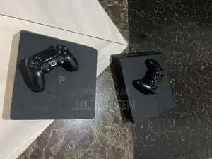 Ps4 With 11 Solid Adventure Games