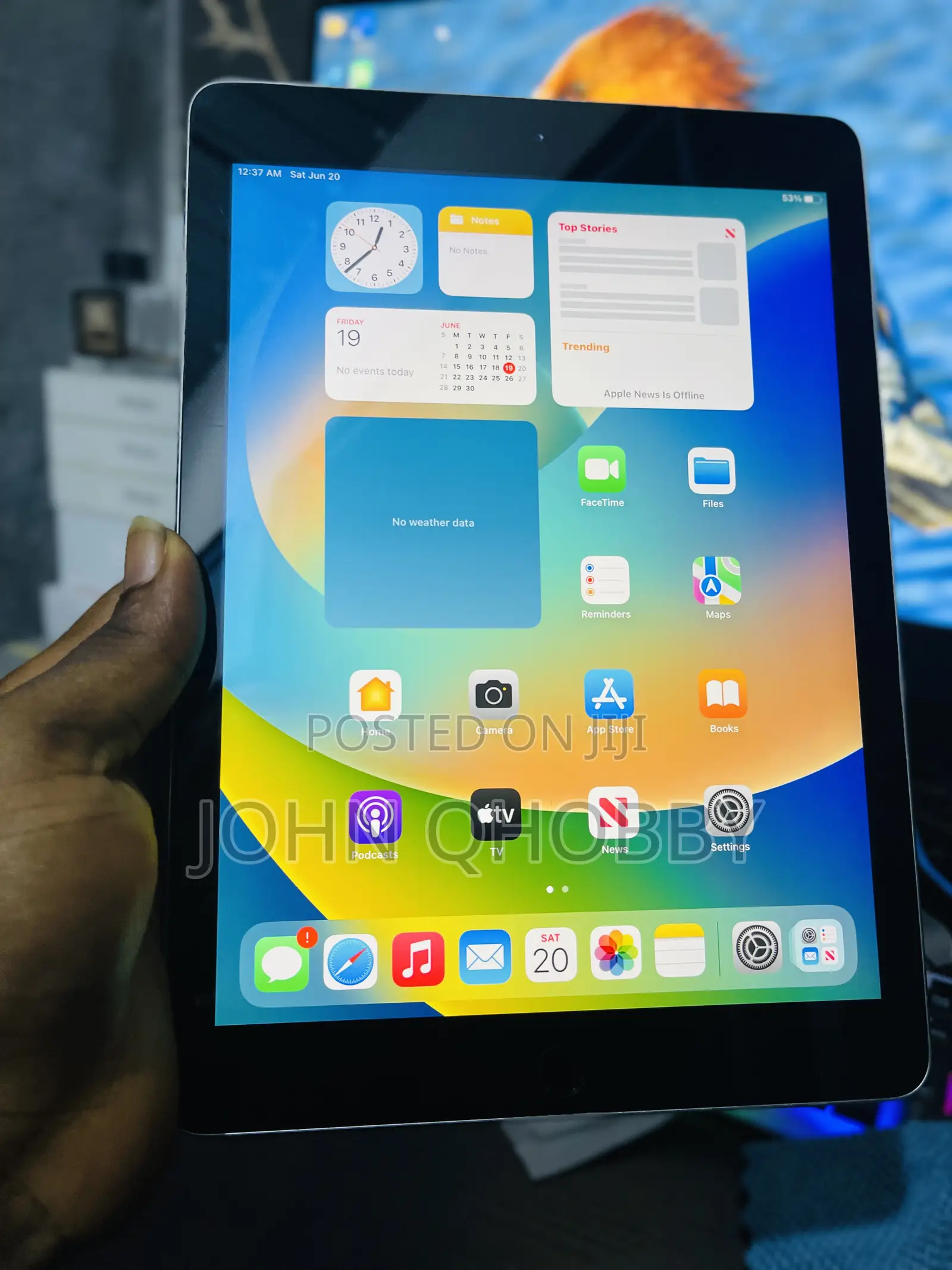 Apple iPad 9.7 128 GB Gray