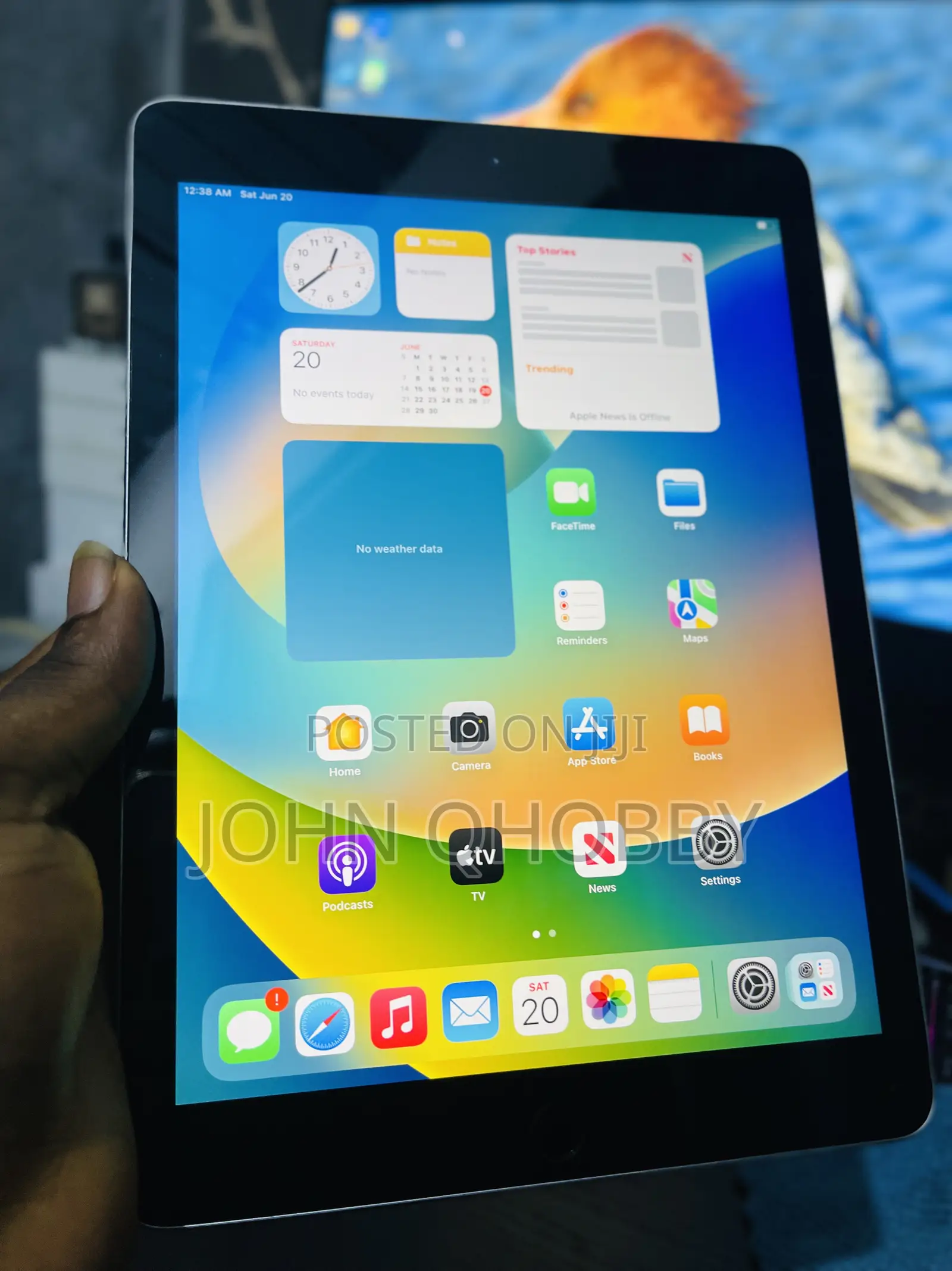 Apple iPad 9.7 128 GB Gray