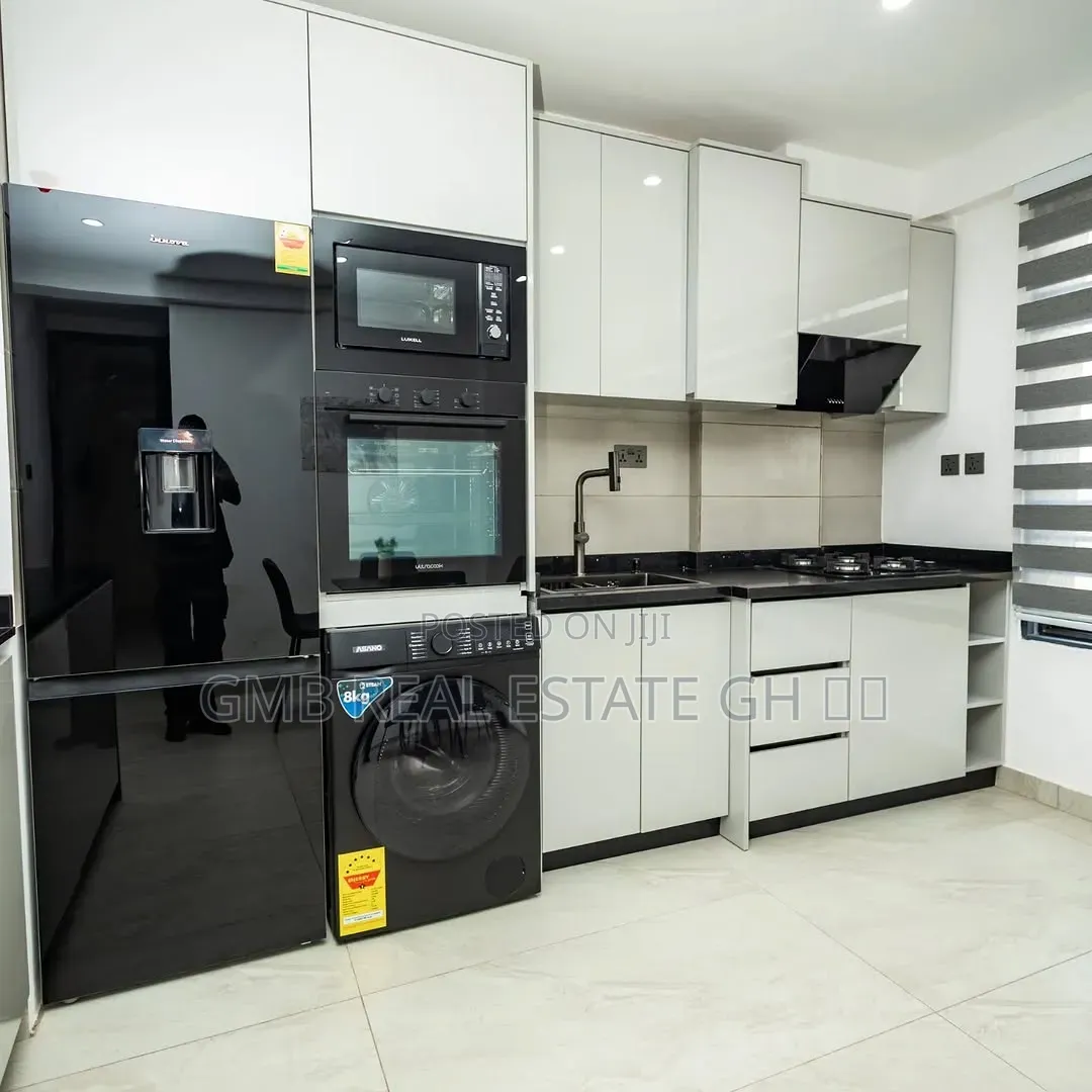 Furnished 1bdrm Apartment in School Junction for sale