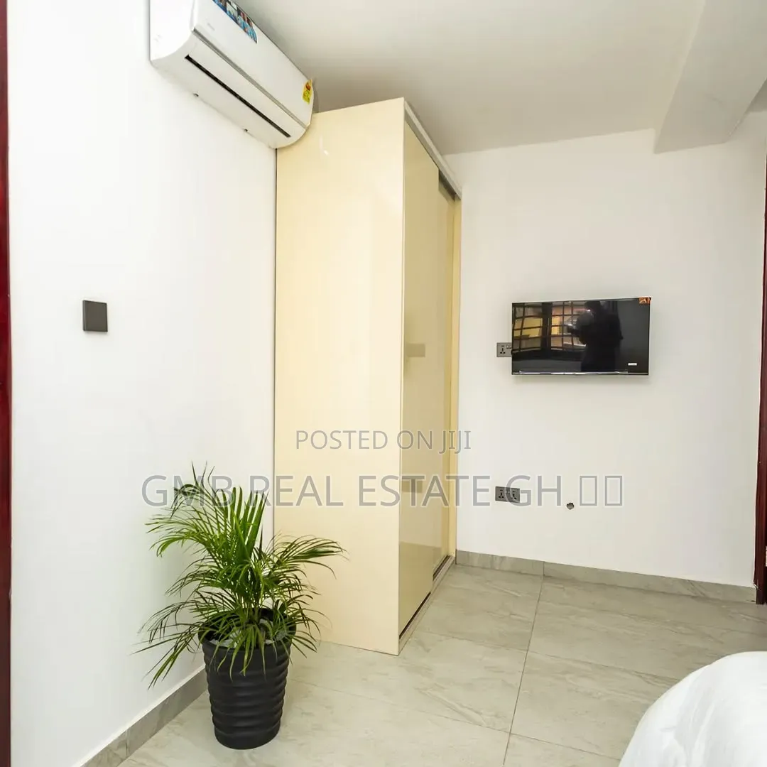 Furnished 1bdrm Apartment in School Junction for sale