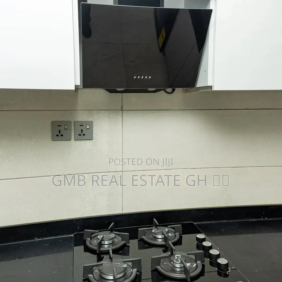 Furnished 1bdrm Apartment in School Junction for sale