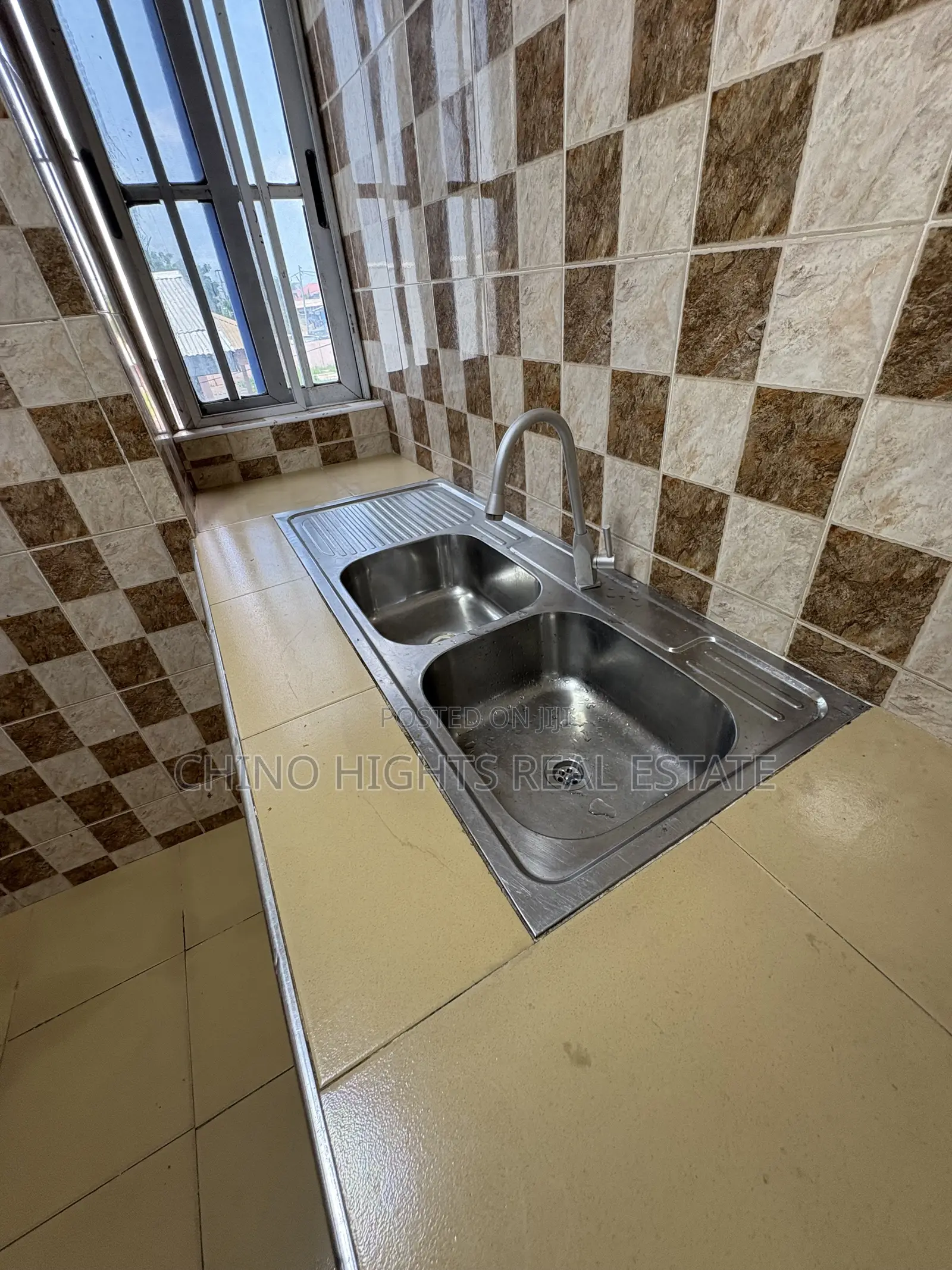 1bdrm Apartment in Hot Oven, Mataheko for rent