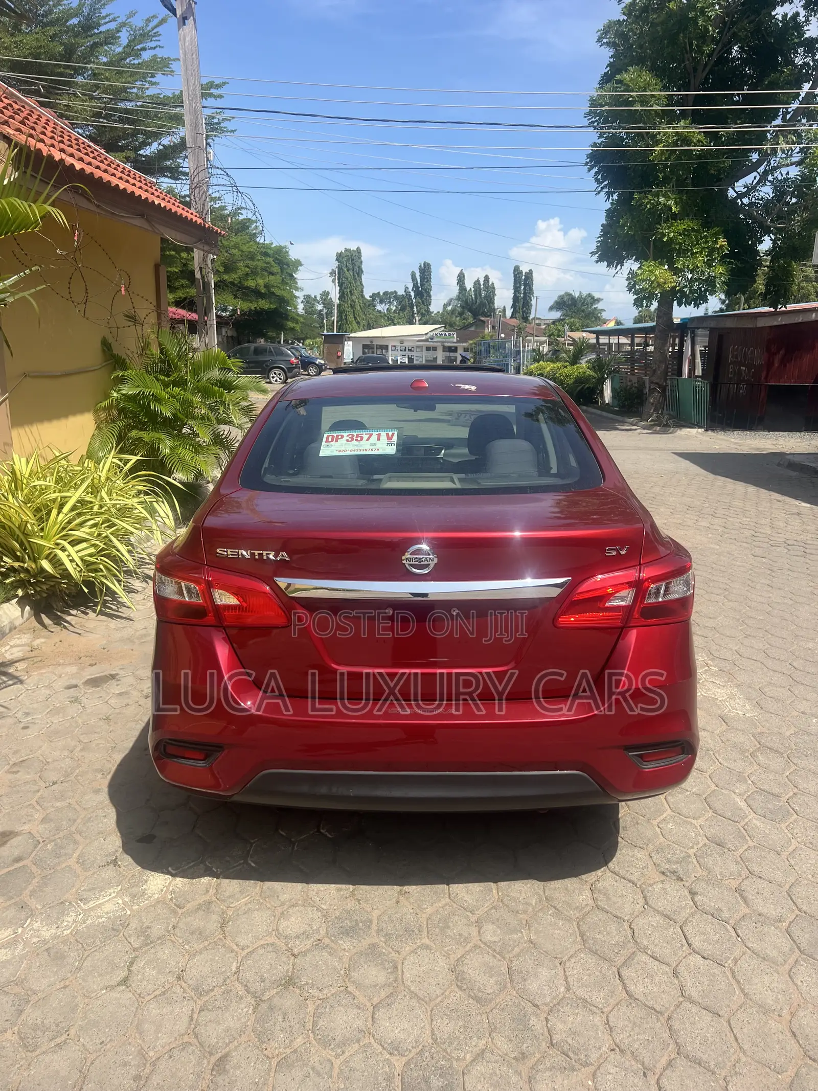 Nissan Sentra 2018 Red