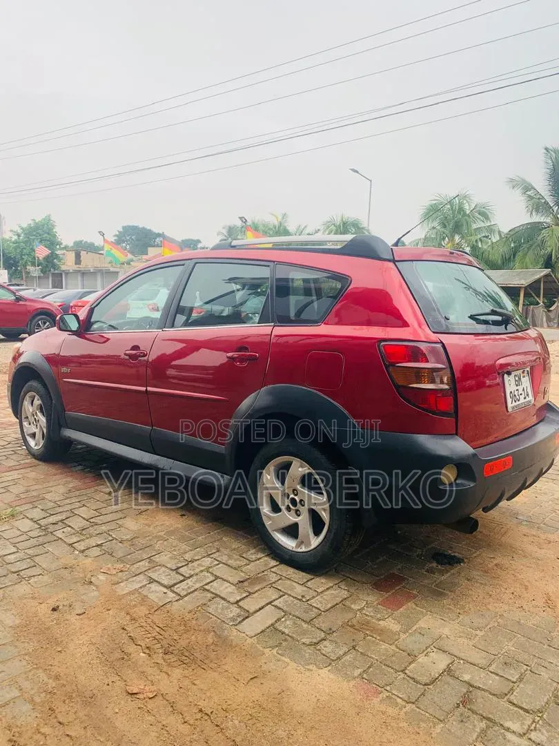 Pontiac Vibe 2006 Red