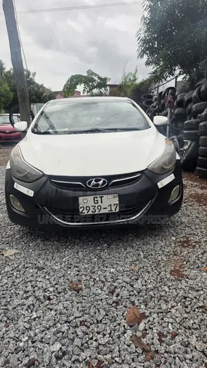 Hyundai Elantra 2013 White