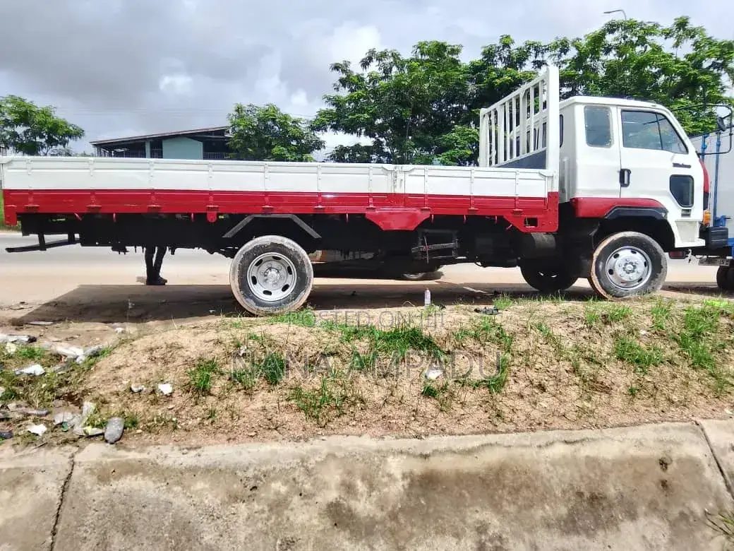 Kia Rhino 1