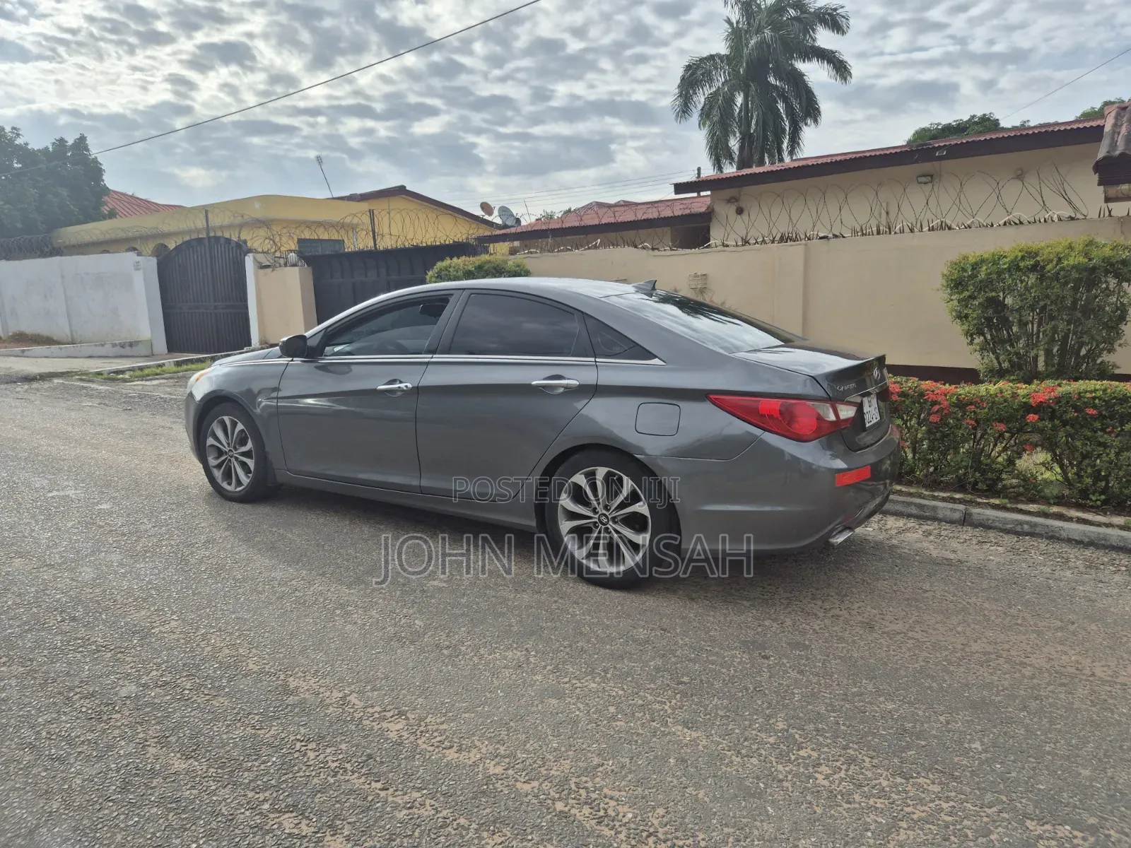 Hyundai Sonata SE 2.0T Sedan FWD (2.0L 4cyl 6A) 2013 Gray