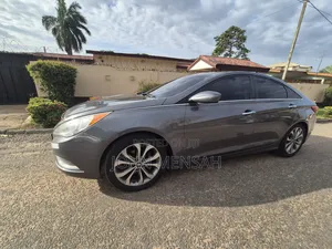 Hyundai Sonata SE 2.0T Sedan FWD (2.0L 4cyl 6A) 2013 Gray