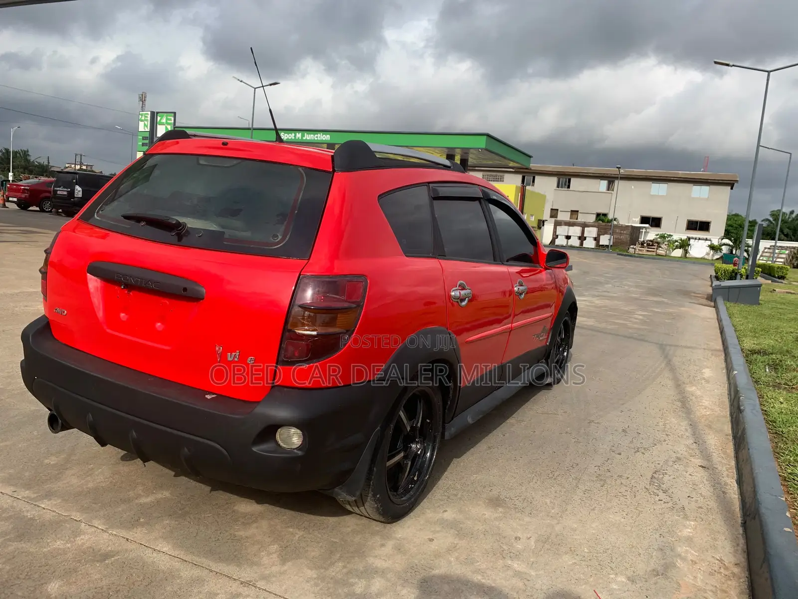 Pontiac Vibe 2006 Red