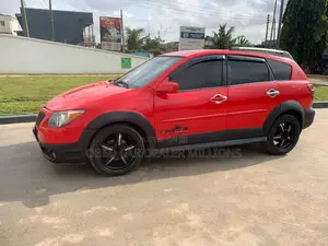 Pontiac Vibe 2006 Red