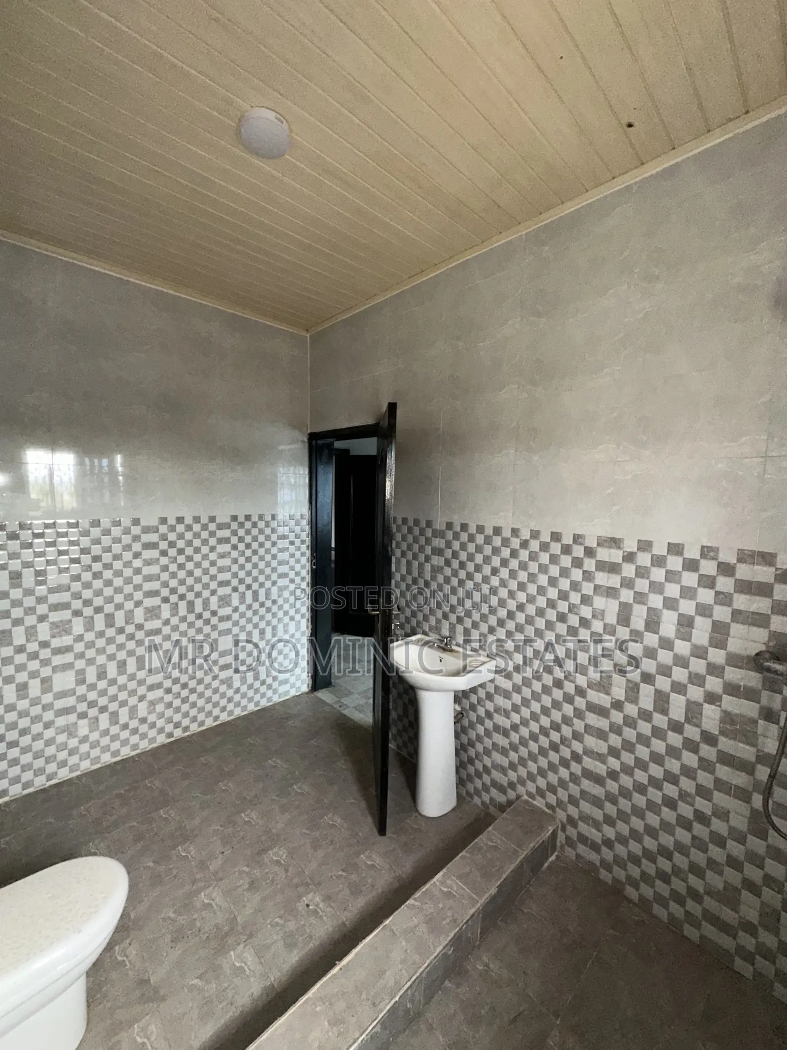 Furnished 2bdrm Apartment in Mr Dominic Estates, Bortiano for rent
