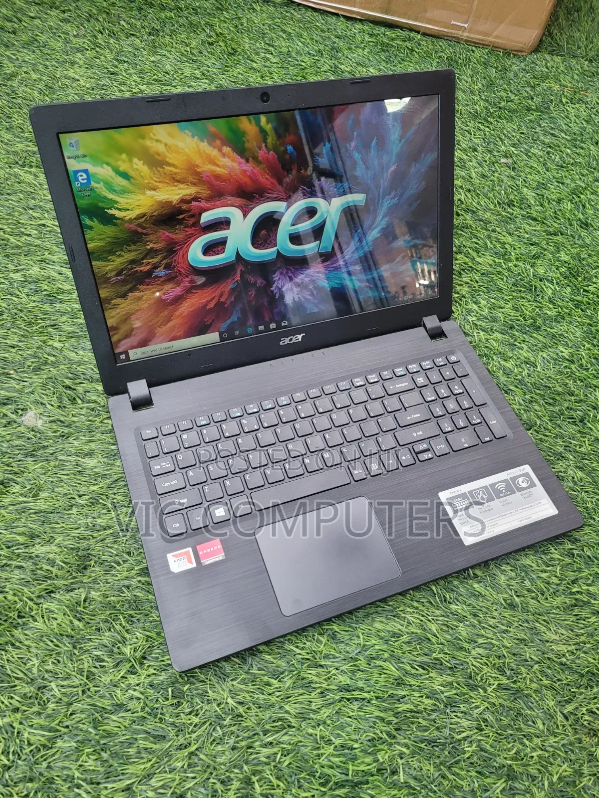 Laptop Acer Aspire 3 6GB AMD A10 HDD 1T