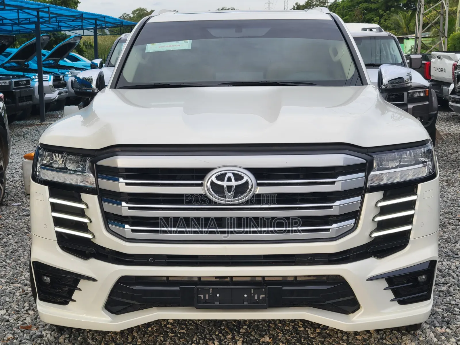 Toyota Land Cruiser 2022 White