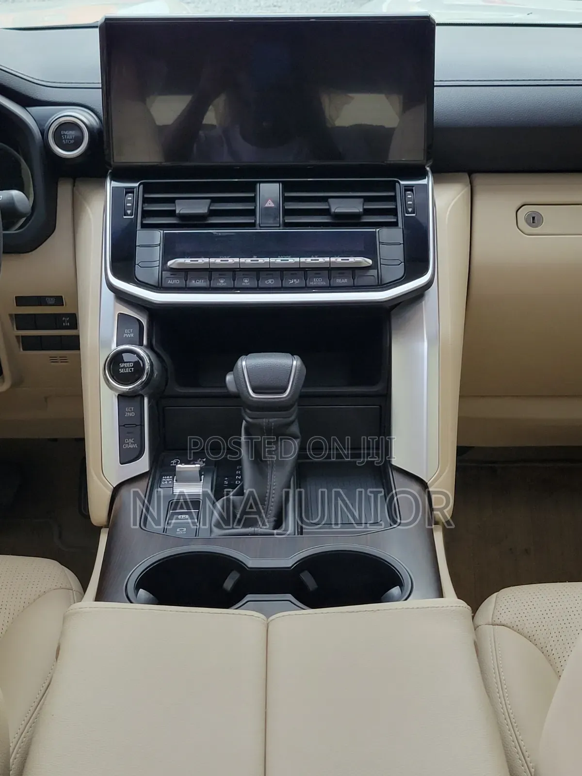 Toyota Land Cruiser 2022 White