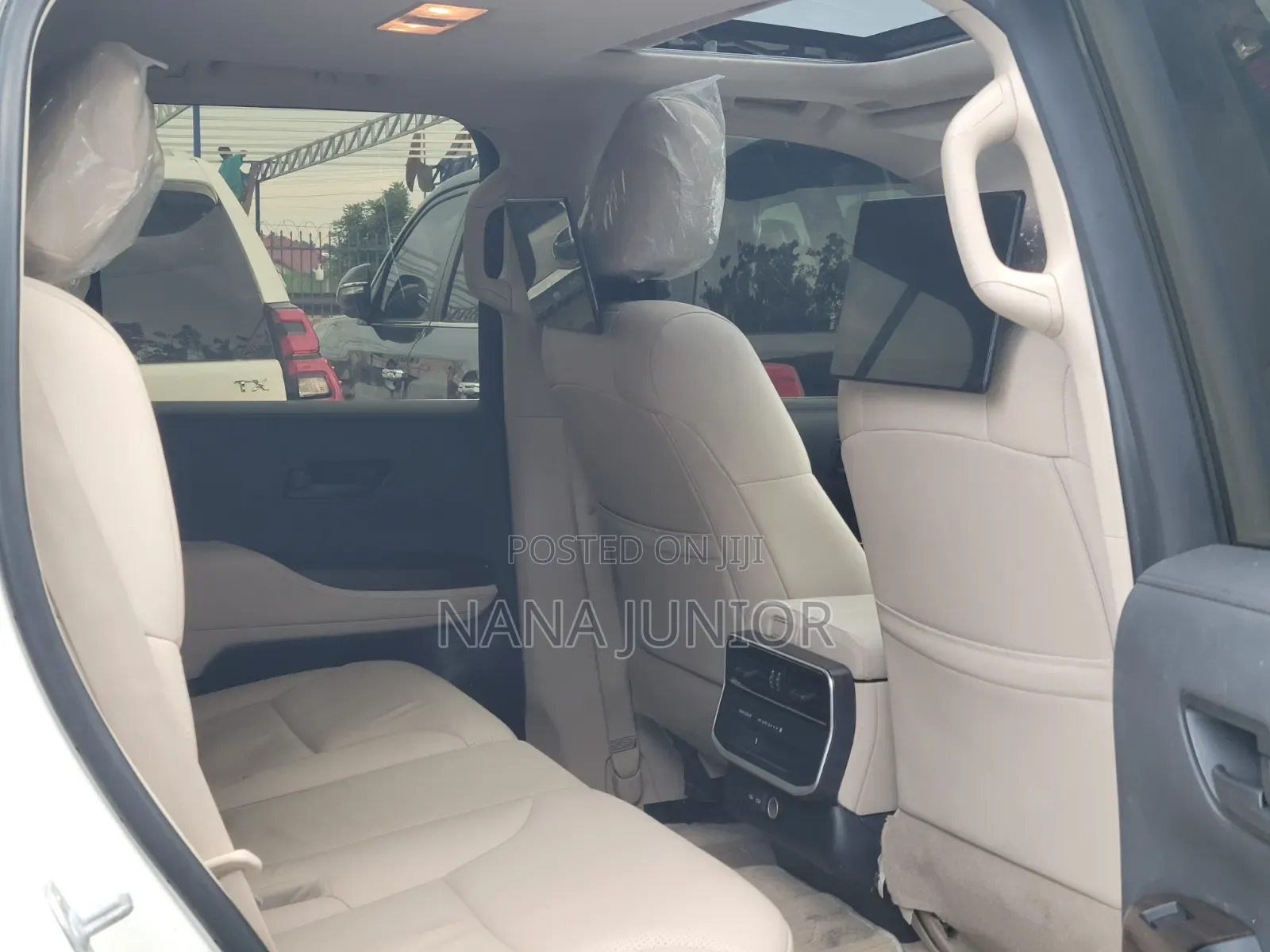 Toyota Land Cruiser 2022 White