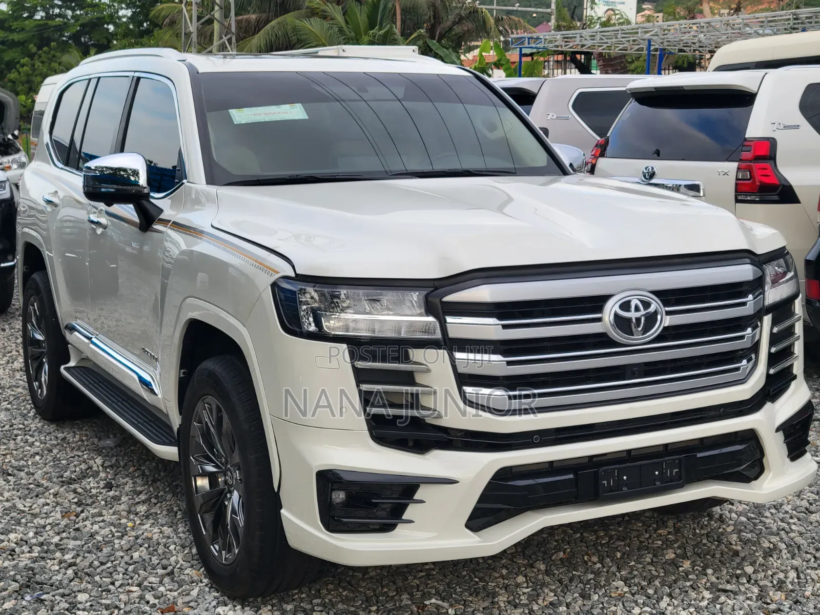 Toyota Land Cruiser 2022 White