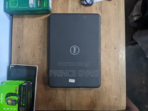 Laptop Dell Latitude 3310 8GB Intel Core i3 SSHD (Hybrid) 256GB