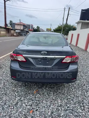 Toyota Corolla LE 4dr Sedan (1.8L 4cyl 4A) 2012 Blue