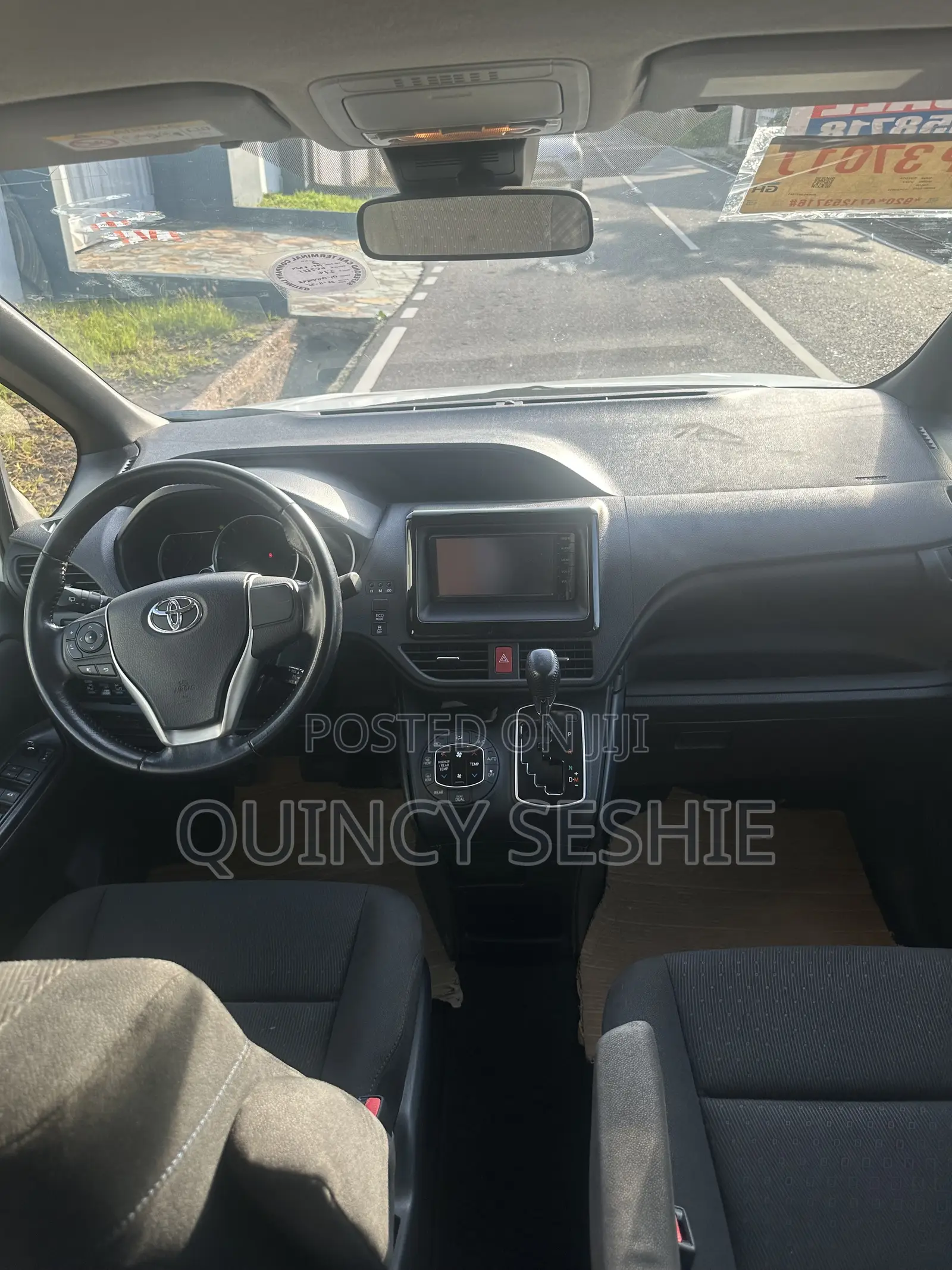 Toyota Voxy 2016 White