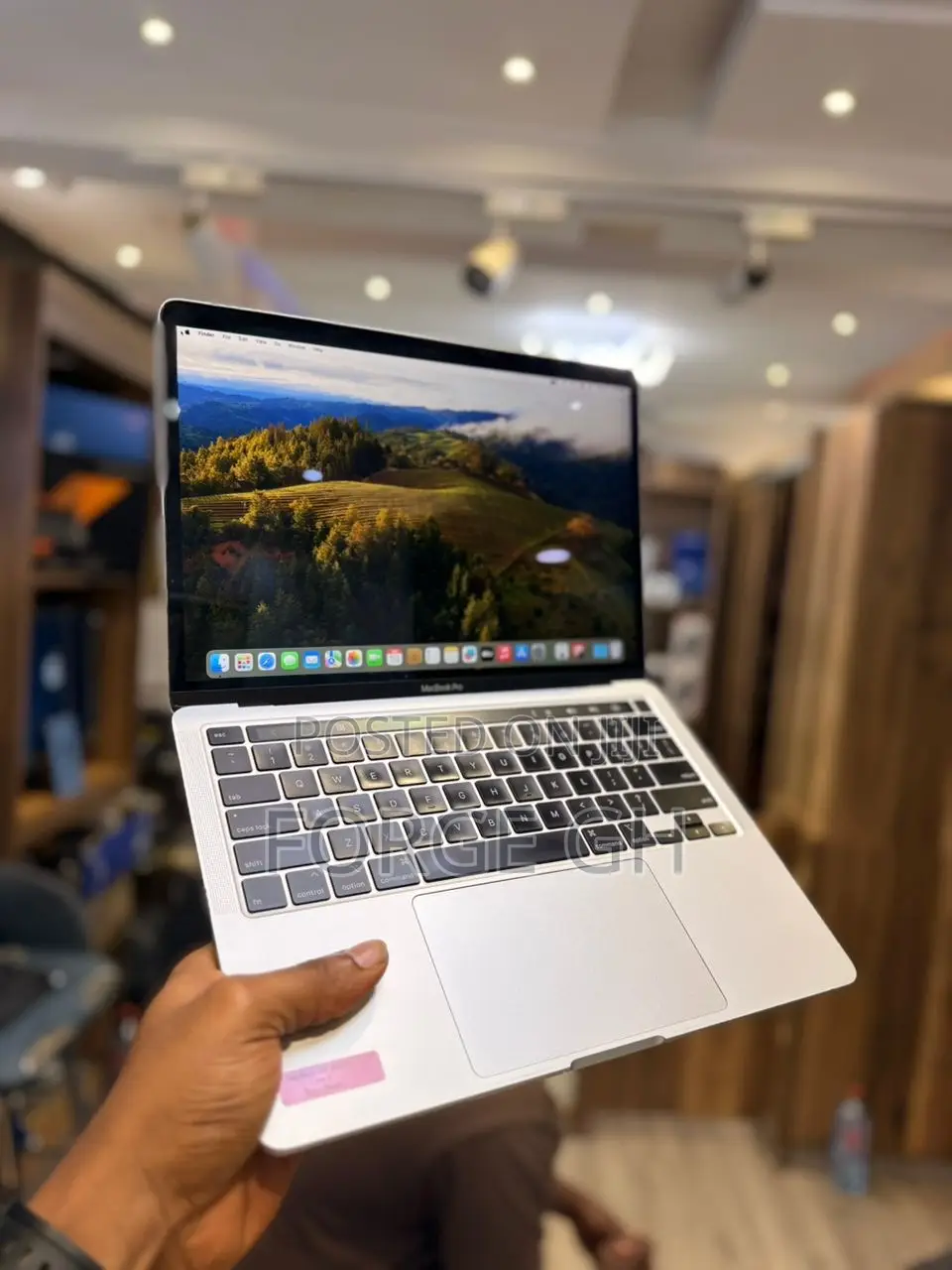 Laptop Apple MacBook Pro 2020 8GB Intel Core i5 SSD 256GB