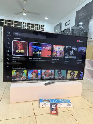 65inches Samsung Uhd HDR Smart Curved TV