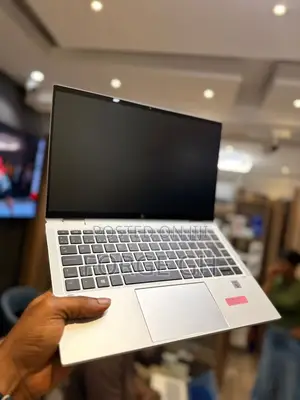 Laptop HP EliteBook x360 1040 G7 16GB Intel Core i7 SSD 256GB