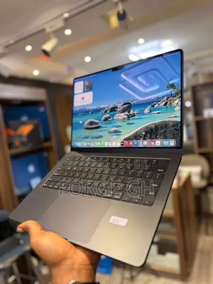 Laptop Apple MacBook Pro 2025 M5 16GB Apple M5 SSD 512GB