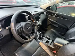 Kia Sorento 4dr SUV 2016 Black