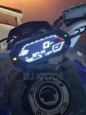Yamaha 2022 Blue