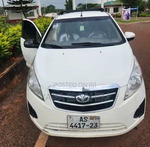 Chevrolet Spark 2014 White