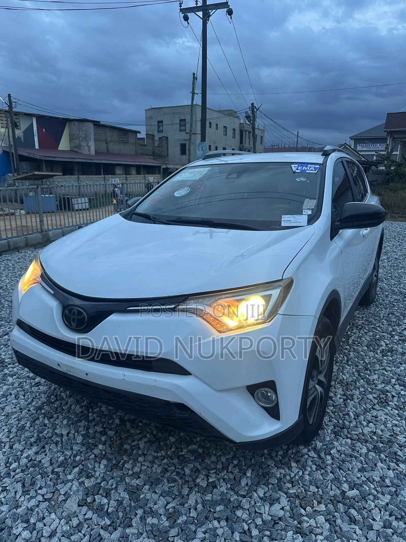 Toyota RAV4 2018 White