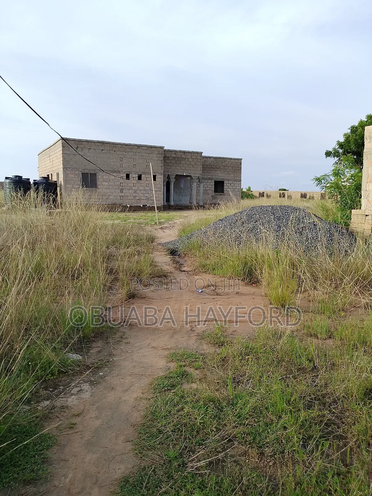 Two Bedroom Apartment With One Guest Room With Borehole and Osmosis M
