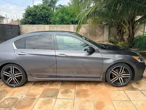 Honda Accord 2017 Gray
