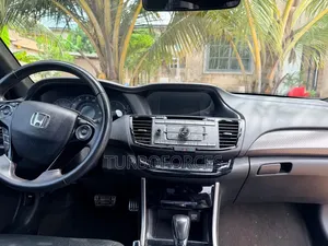 Honda Accord 2017 Gray