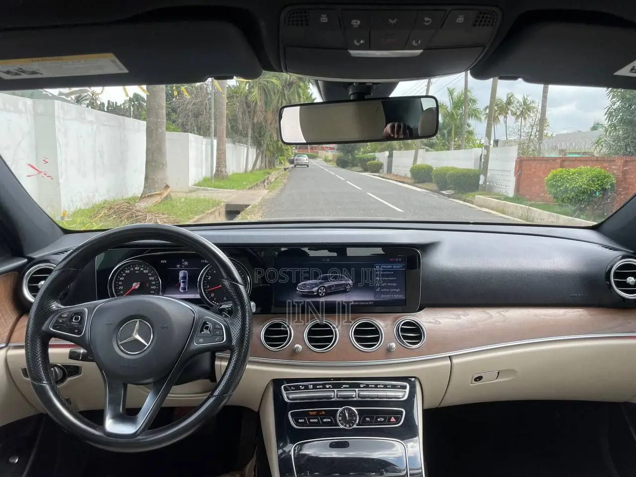 Mercedes-Benz E300 Base RWD Sedan (2.0L 4cyl 9A) 2017 Blue