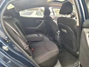 Hyundai Elantra SE Sedan FWD (1.8L 4cyl 6A) 2016 Blue