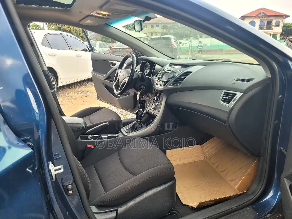 Hyundai Elantra SE Sedan FWD (1.8L 4cyl 6A) 2016 Blue