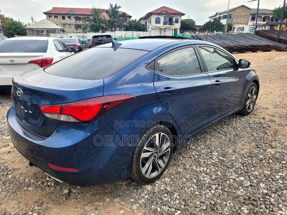 Hyundai Elantra SE Sedan FWD (1.8L 4cyl 6A) 2016 Blue