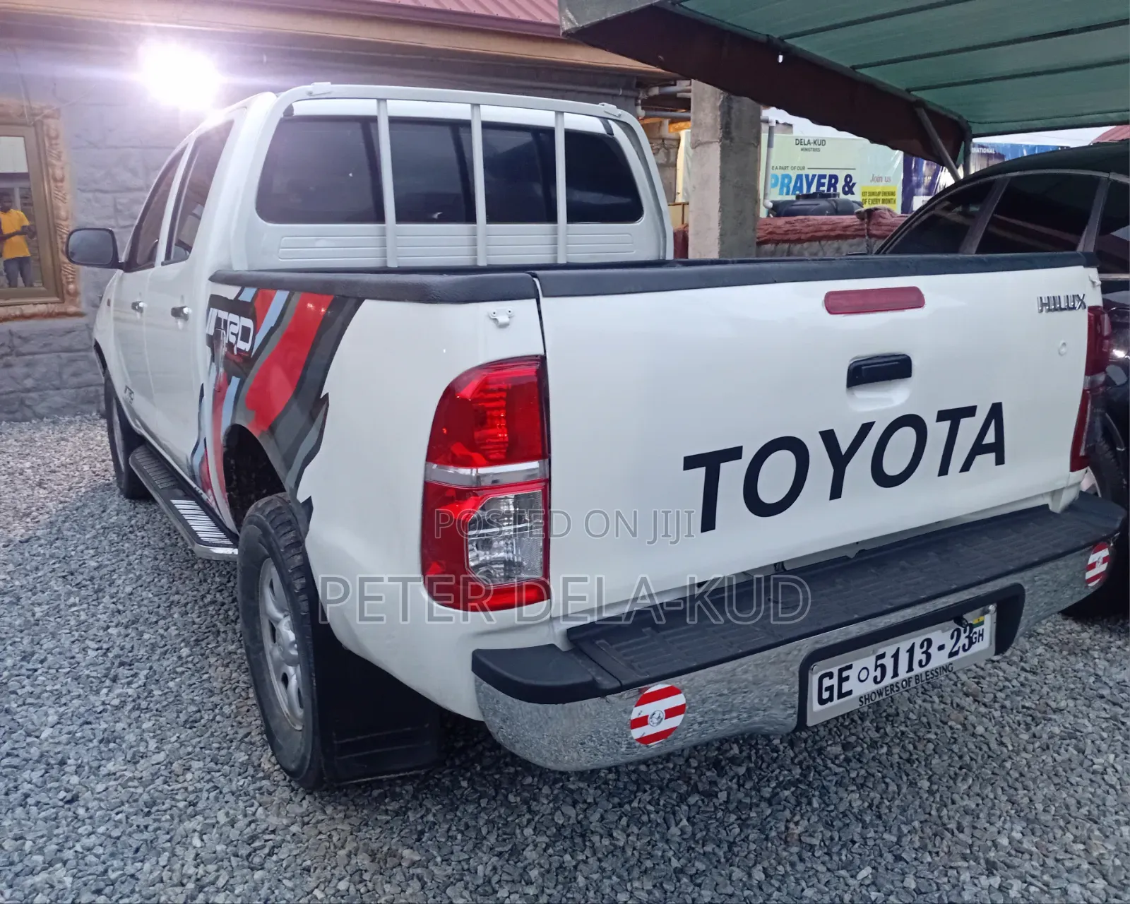 Toyota Hilux 2012 White