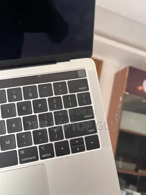 Laptop Apple MacBook Pro 2019 8GB Intel Core i5 SSD 256GB