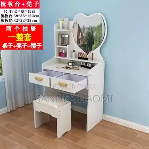 Mirror Dresser