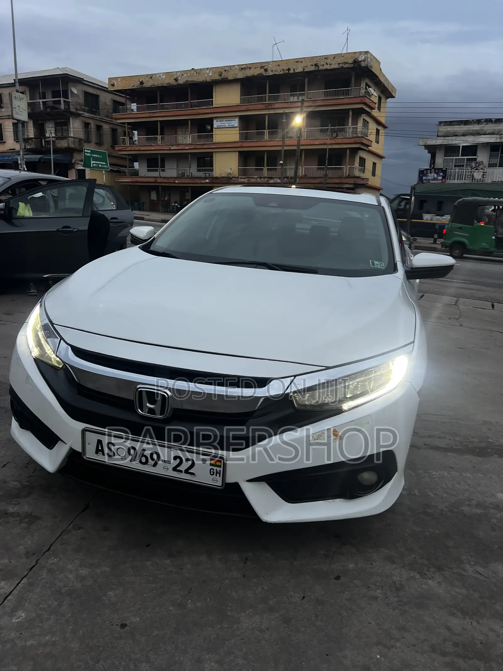 Honda Civic EX-L 4dr Sedan (1.5L 4cyl) 2016 White
