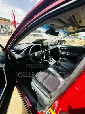 Toyota RAV4 XLE Premium AWD 2019 Burgundy