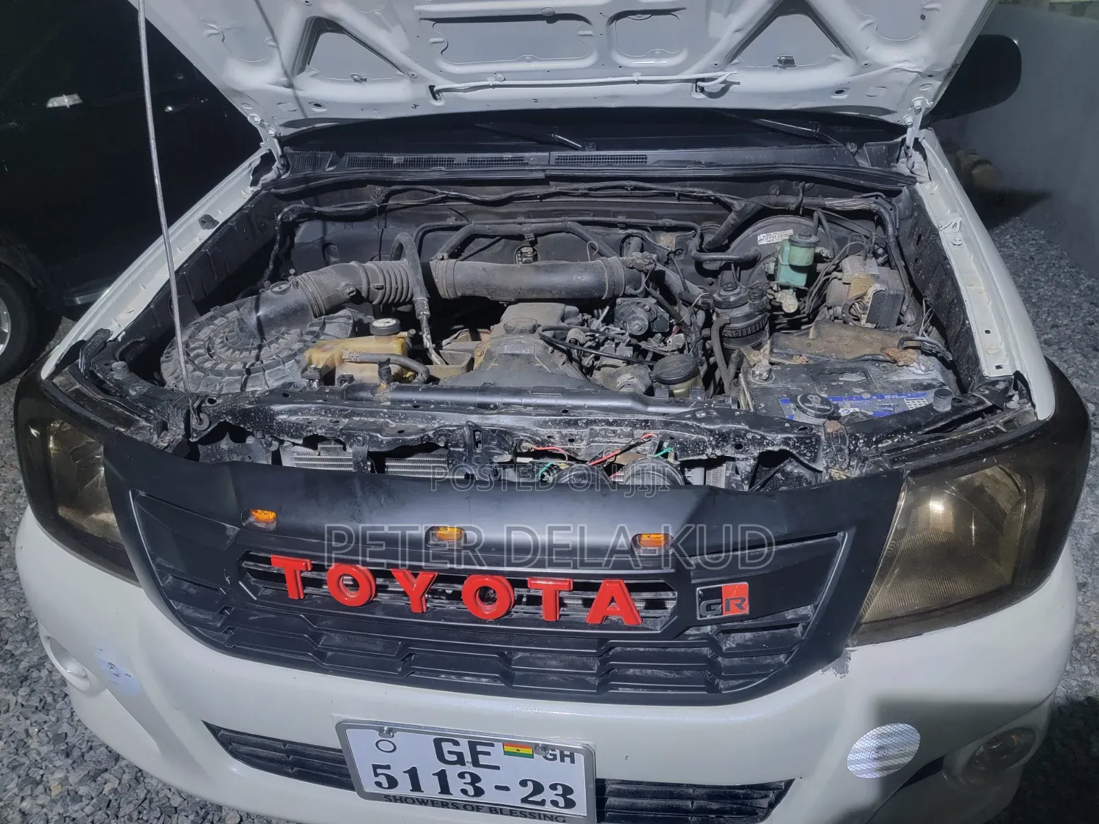 Toyota Hilux 2012 White