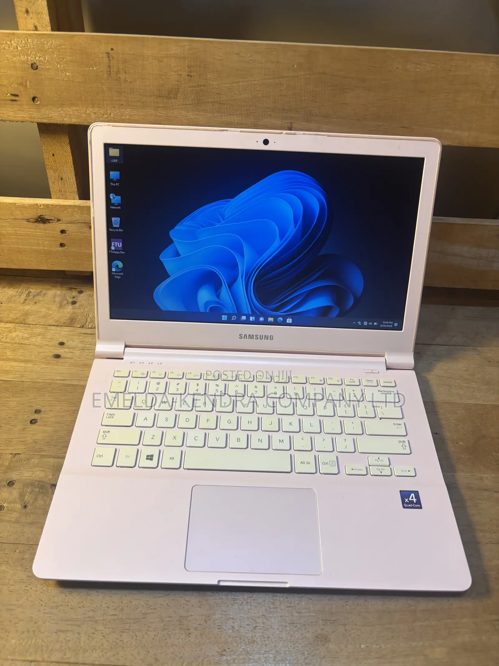 Laptop Samsung NP900X3A 4GB Intel SSD 128GB