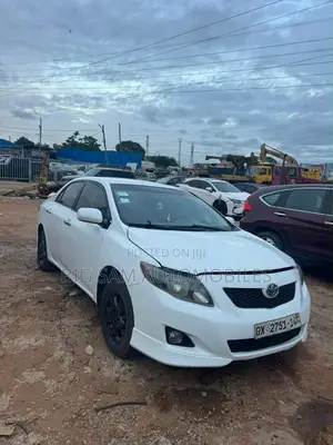 Toyota Corolla 2009 White