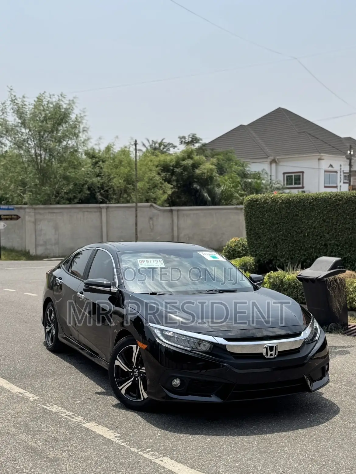 Honda Civic Touring 4dr Sedan (1.5L 4cyl) 2017 Black